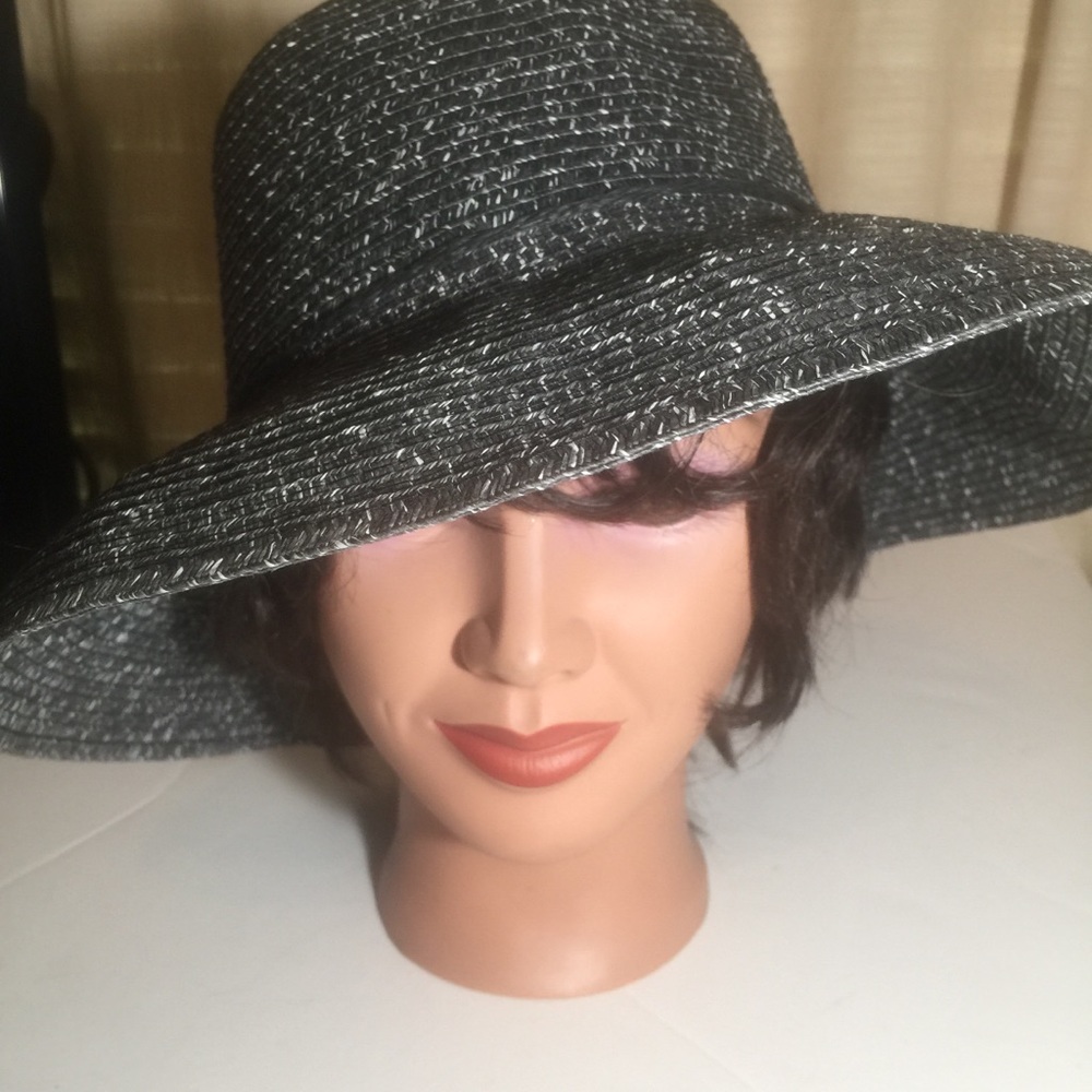 Ladies Fashion Sun Hat  Black Foldable